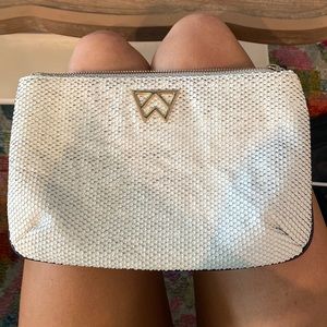 Risky Biz wristlet Kelly Wynne